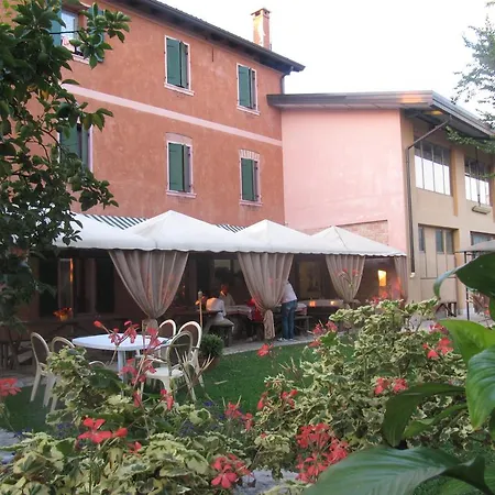 Country house Agriturismo Praetto *